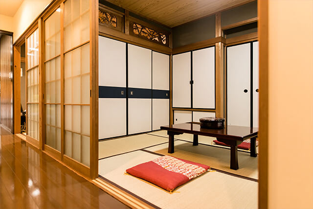 京都で室内ドッグラン以外で雨の日に利用できる施設：香水庵